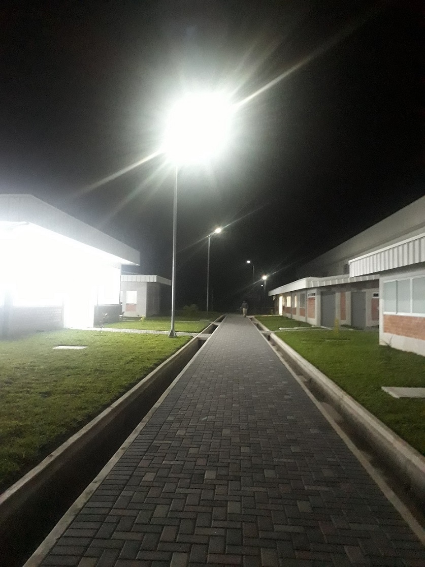 80W luminarias solares de la calle in Peru